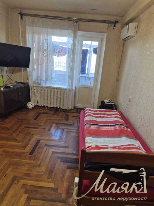 Продаж 1  кімнатної квартири Осіпенківський м-рн