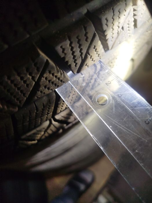 Шини 215/55/17 зима