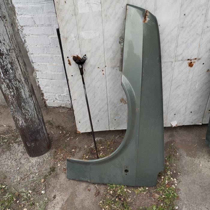 Продам крылья на ваз