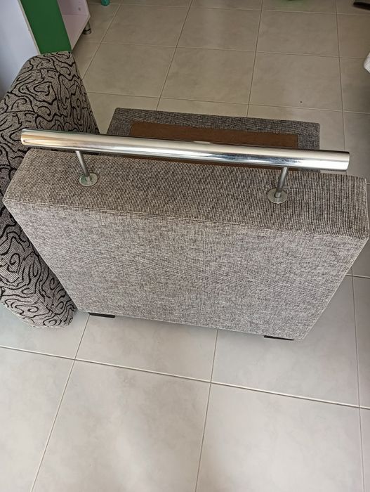 Vendo cadeirão em muito bom estado.