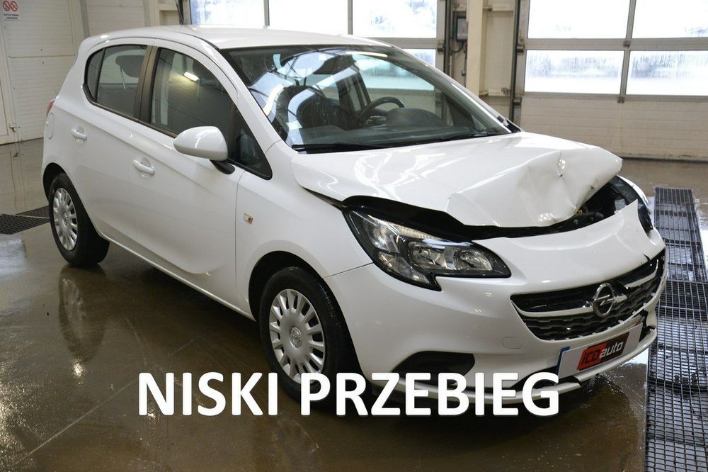 Opel Corsa 1,4 benzyna 90ps* klimatyzacja* tempomat* NISKI PRZEBIEG* ICDauto.com