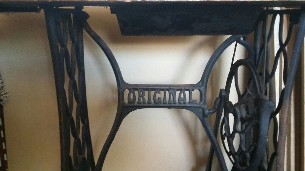 Maszyna do szycia Original ze stolikiem singer zabytek