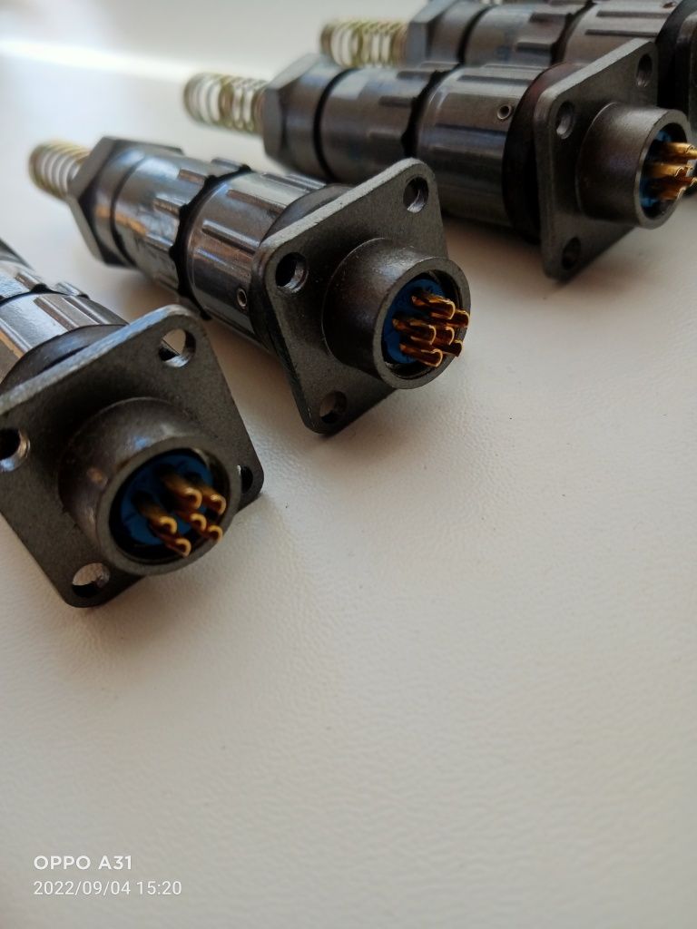 Разъем байонетный быстроразъемный FQ14-6pin вилка +розетека: 120 грн ...