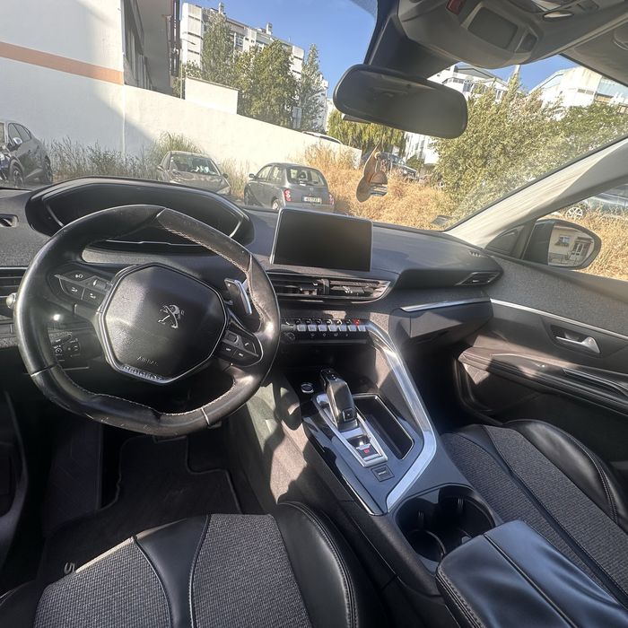 Peugeot 5008 — fotografia 6