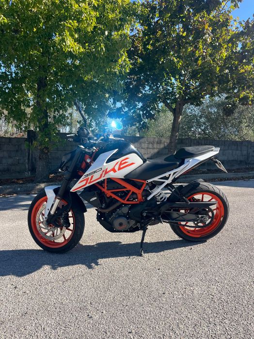 Motociclo ktm duke
