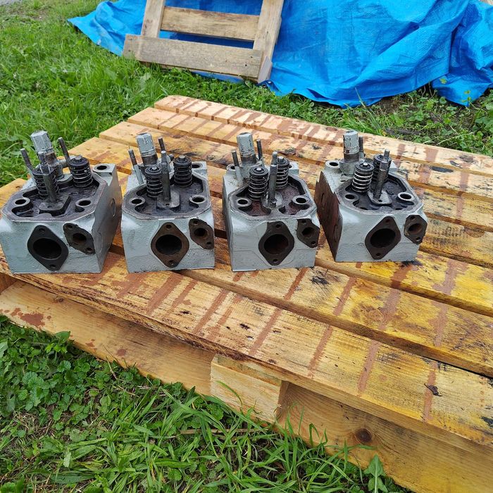 Głowica głowice silnika C360 z wtryskami kpl 4 sztuki