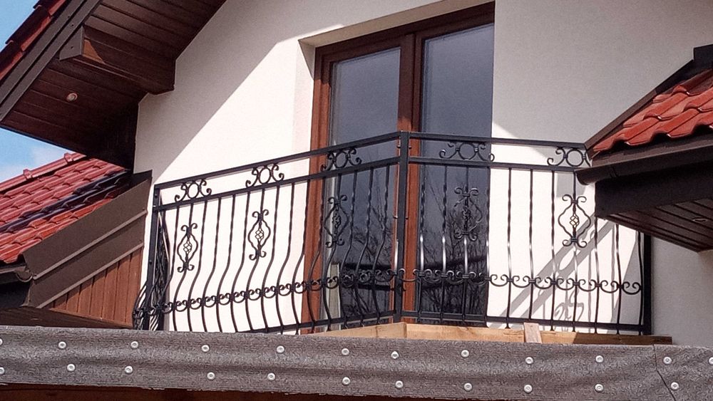 Balustrada balkonowa taras piękna kuta barierka na wymiar każdy kolor