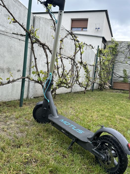 Motus Scooty 8.5 lite + ładowarka