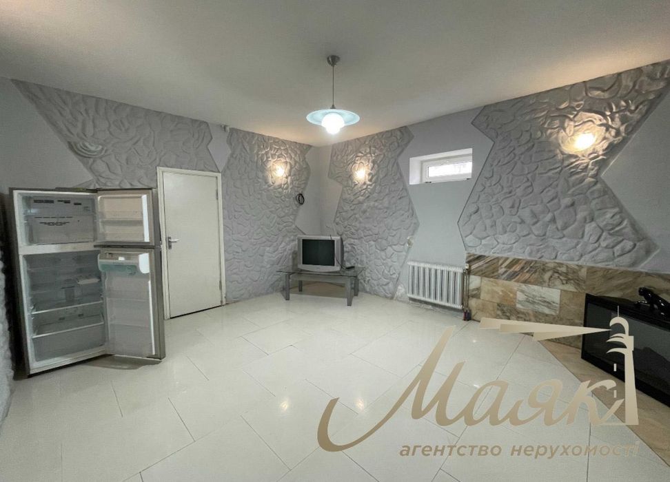 Оренда будинку з басейном у Лісниках 430 м² SPA-зона Генератор, Київська область, Обухівське направлення