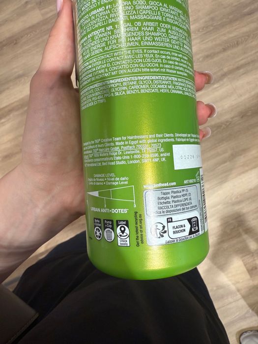 tigi Bed Head re energizing shampoo