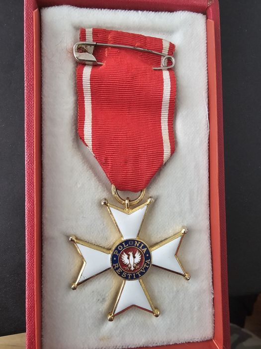 Order Odrodzenia Polski (Polonia Restituta), prawdopodobnie IV lub V k