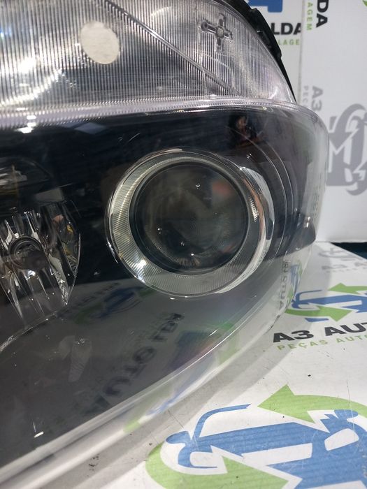 Ótica esquerda Hyundai Tucson