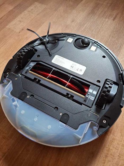 Продам робот-пилосос миючий Xiaomi Roborock S5 Max у відмінному стані