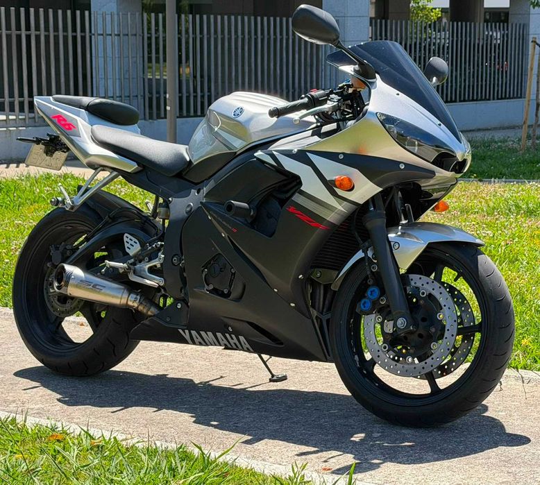 Yamaha YZF-R6 14,000 km Injeção
