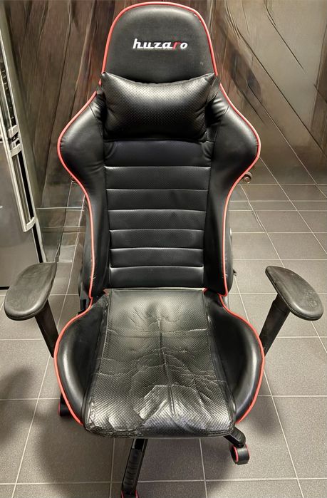 Fotel gamingowy Huzaro 6 Carbon - długotrwały komfort siedzenia