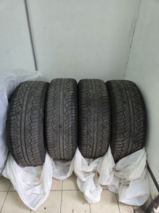 Продам літню гуму Michelin 225/55 R18