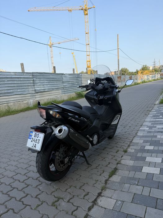Yamaha t-max 530