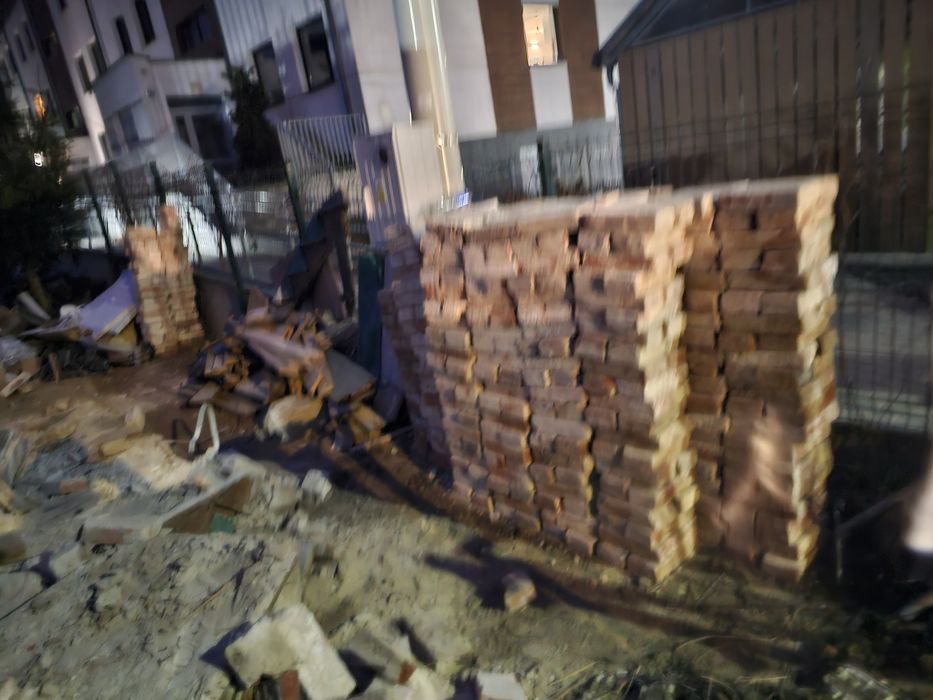 Sprzedam cegłę rozbiurkowa