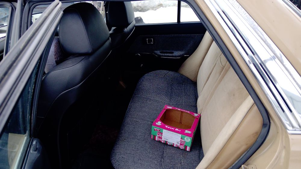 Продам авто мазда323