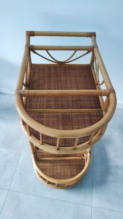 Vintage włoski bambusowy barek na kółkach Boho hippie
