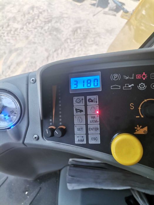 Продам комбайн Нью холанд New Holland