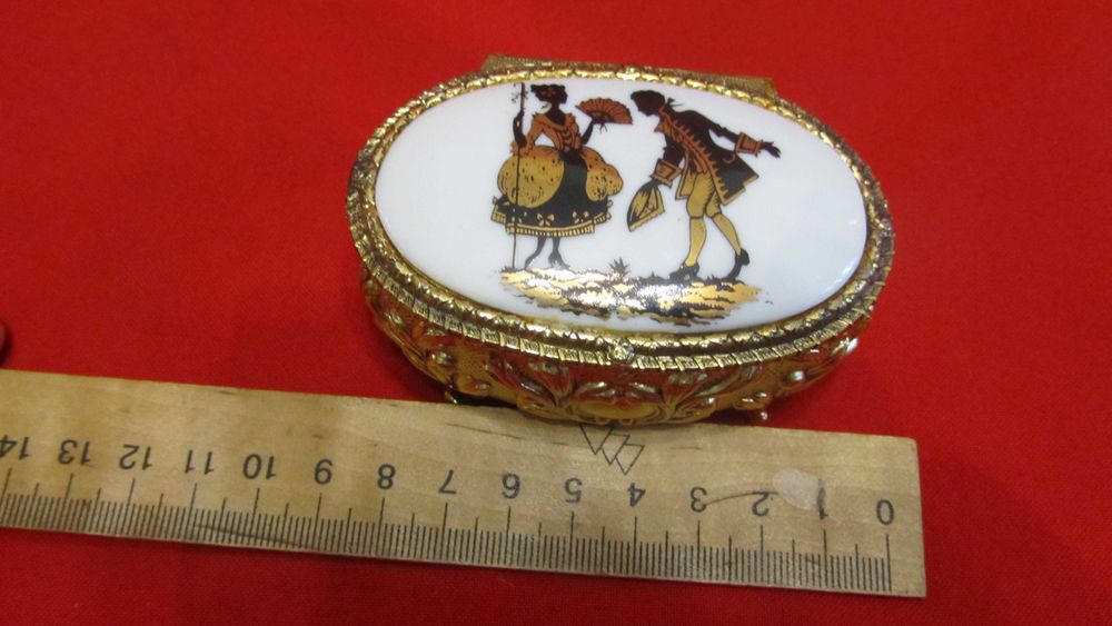 Шкатулочки фарфорові,Японія та Німеччина.