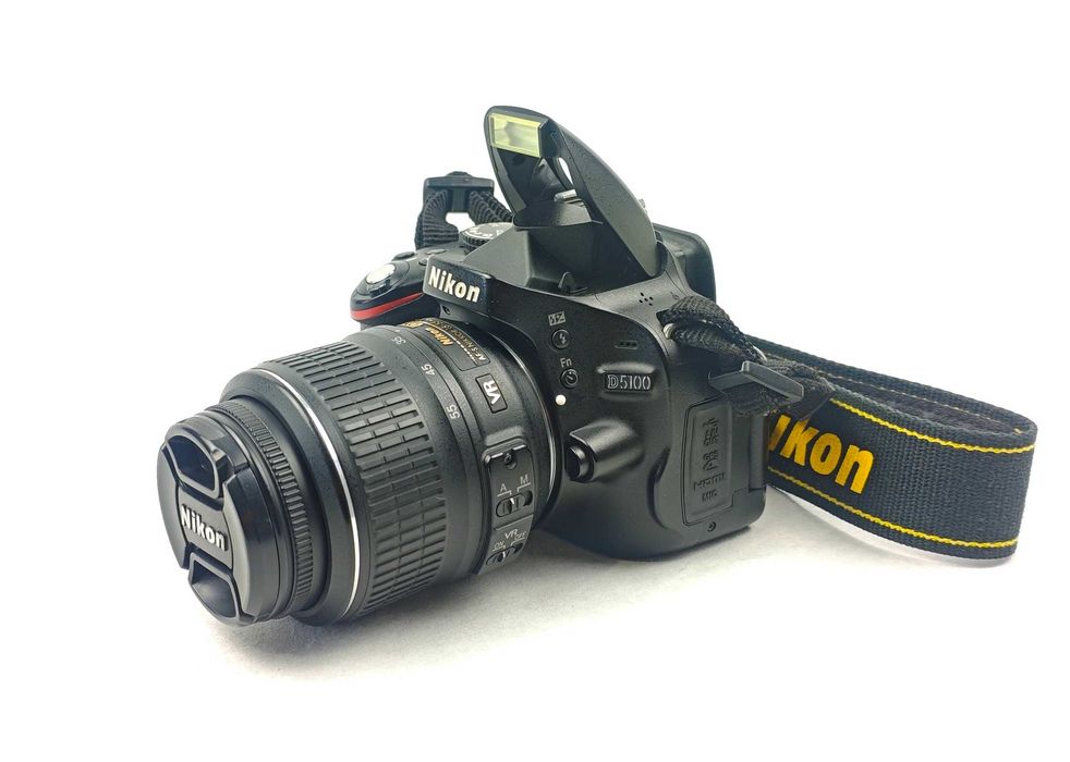 Nikon　D5100 Фотоапарат Nikon D5100 kit + 18-55VR + 55-200VR (VBA310KV04