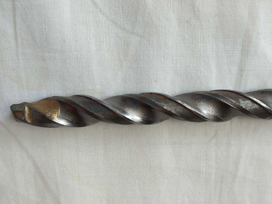 Wiertło do kamienia .