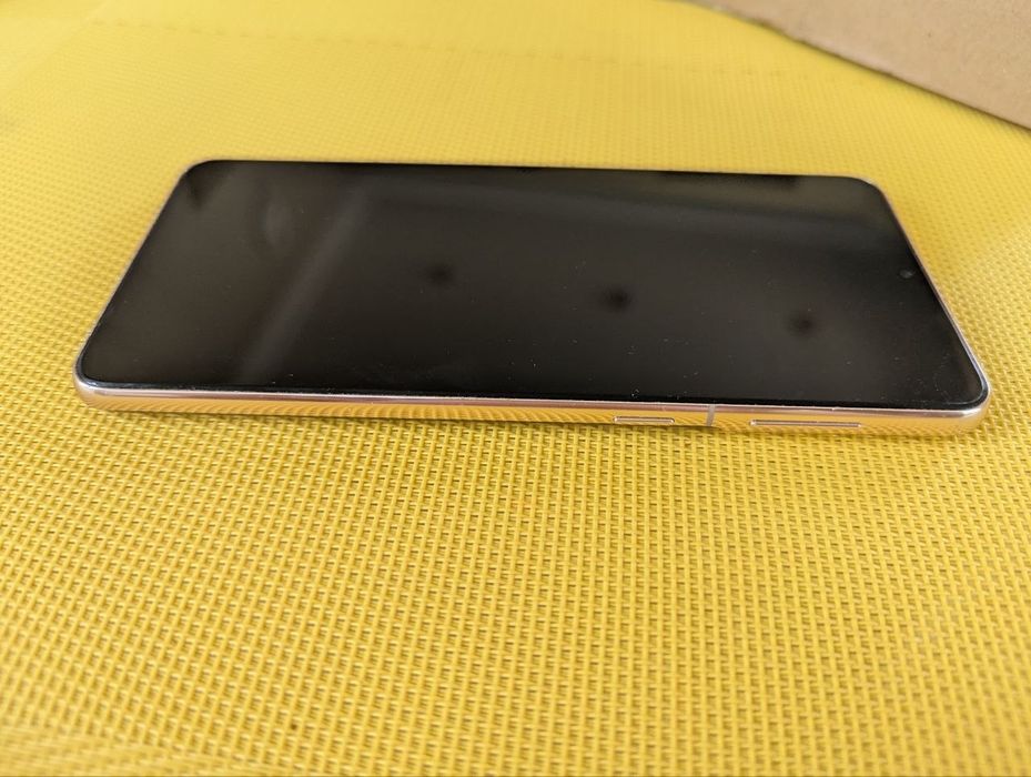 Смартфон Samsung Galaxy S21 plus Phantom Violet