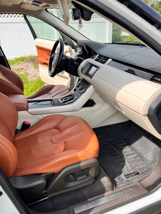 Продам  свій Офійійний Range Rover Evoque