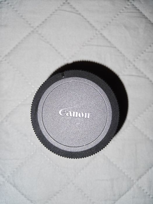 Lente objectiva Canon RF-S 18-45m