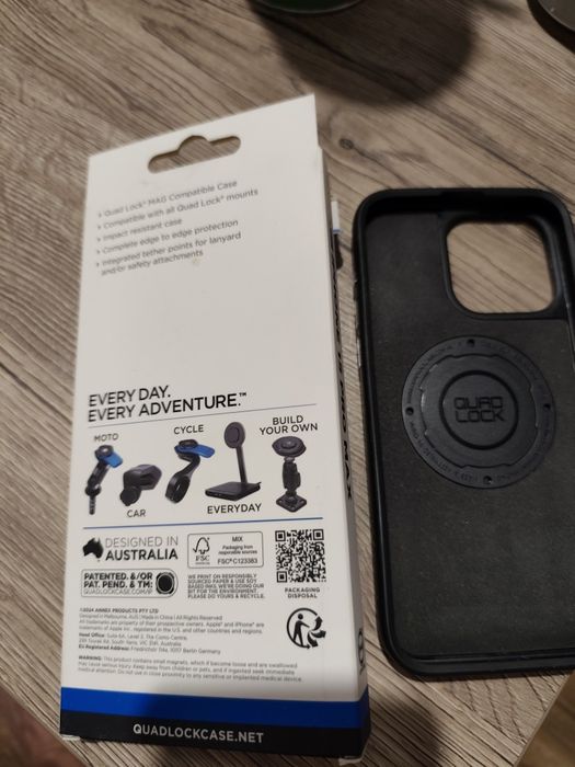Quad Lock  do iPhone 15 Pro Max