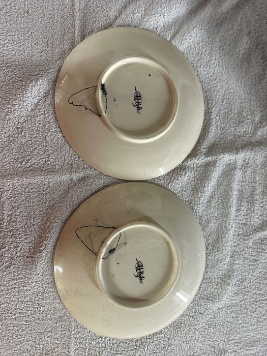 Pratos decorativos antigos