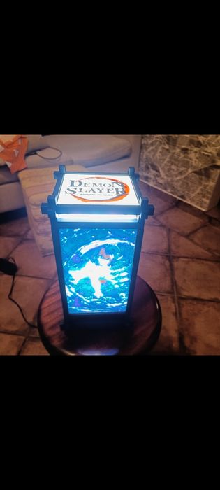 Candeeiro, temática demon slayer