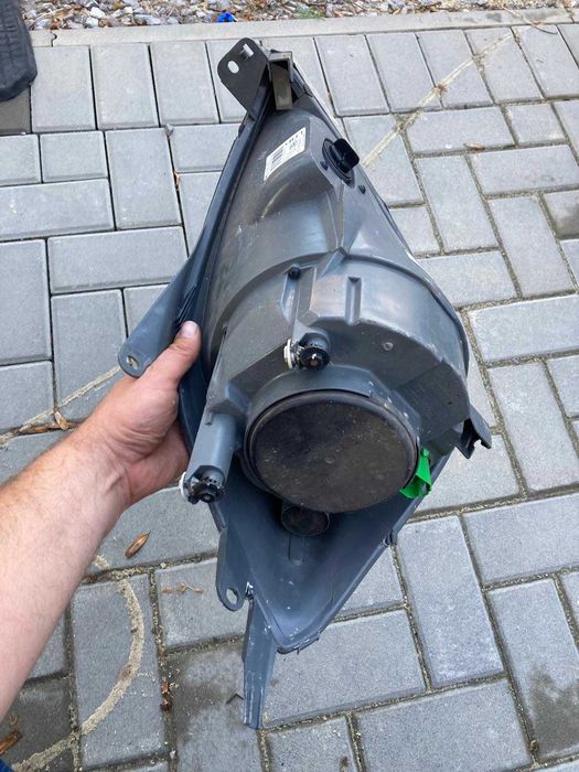 FIESTA MK5 LIFT 05-08 Lampa lewy przod lewa EUROPA oryginal /wysylka
