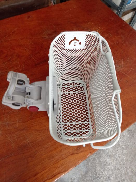 Cesto para pasteleira