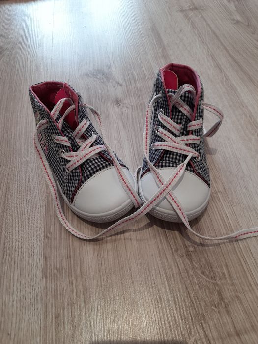 Buty dziewczęce trampki