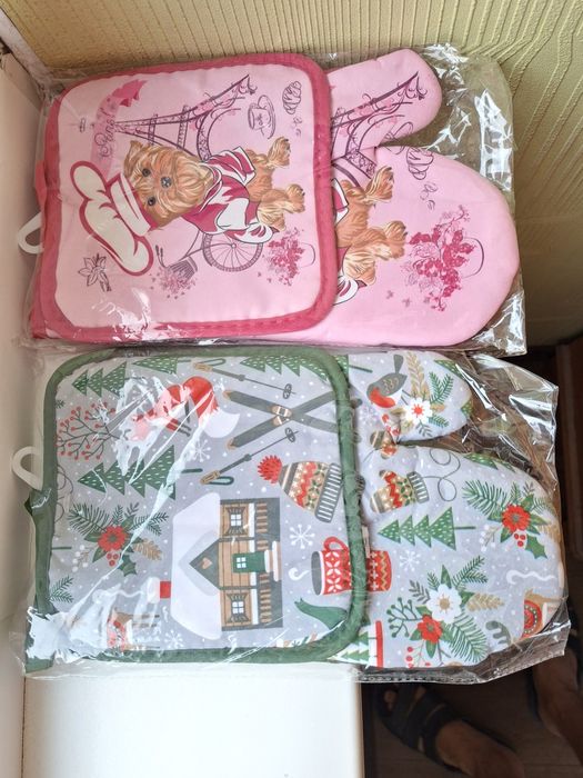 Набір прихваток для кухні.