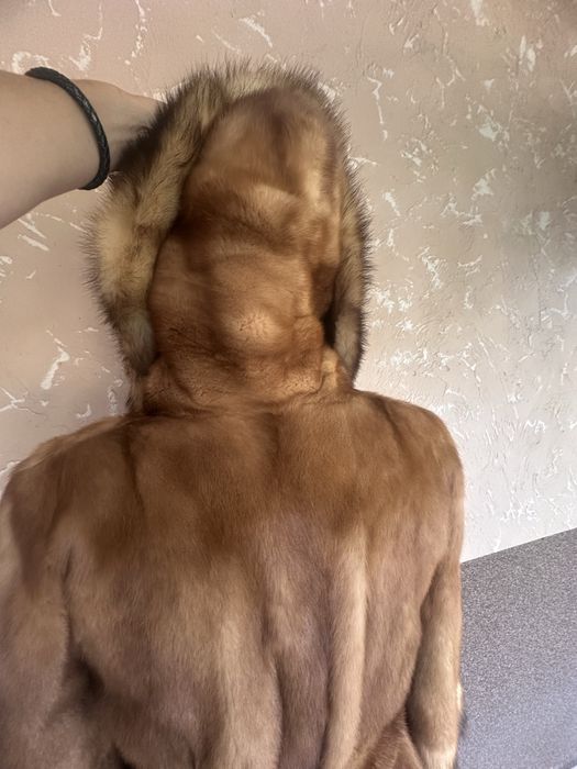 Шуба натуральна норкова