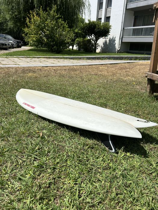 Prancha surf Wills Fish Love Machine 5’9