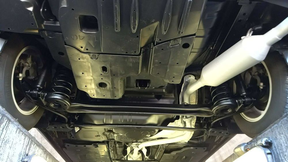 Specjalistyczna Konserwacja PODWOZIA   HYBRYDY Pojazdy Elektryczne