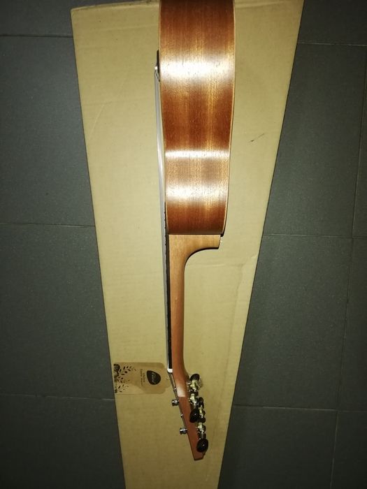 Ukulele soprano golfinho