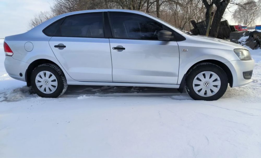 Здам в довгострокову оренду автомобіль Volkswagen Polo 2012 1.6 газ/бе
