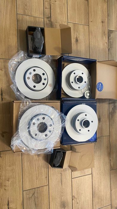 диски Renault Megane 3 GRAND Scenic 3 Scenic 3 MEGANE CC Рено Меган 3 Сценік 3 Гранд Сценік 3