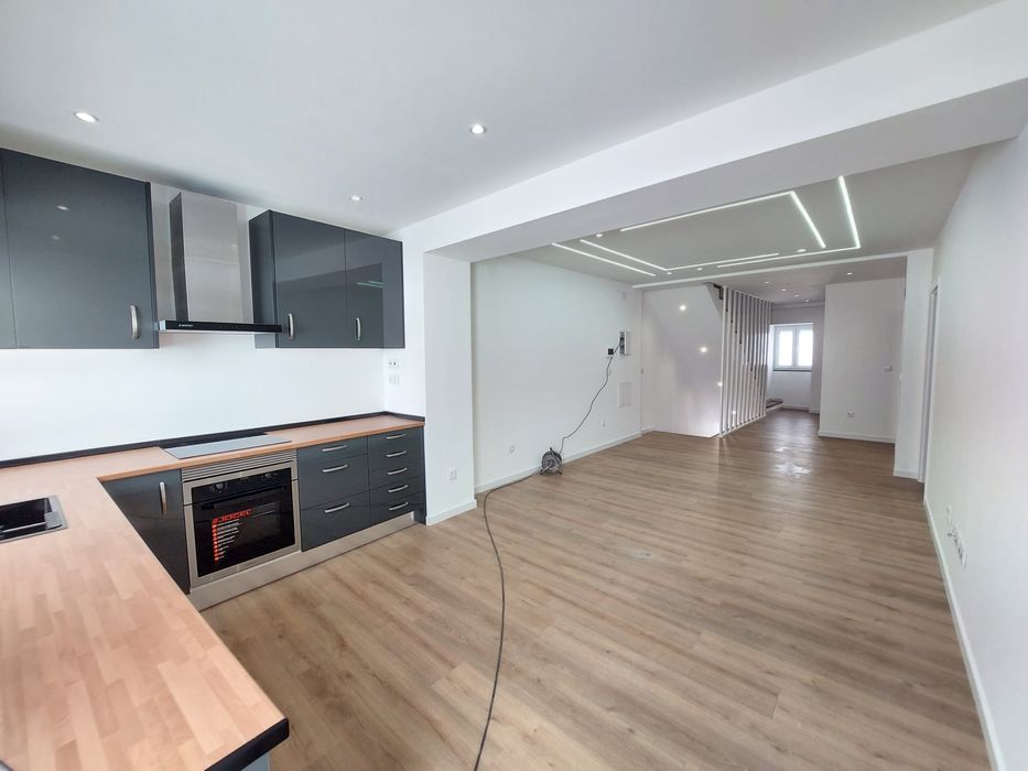 Apartamento T4 dúplex Novo a estrear em Portalegre
