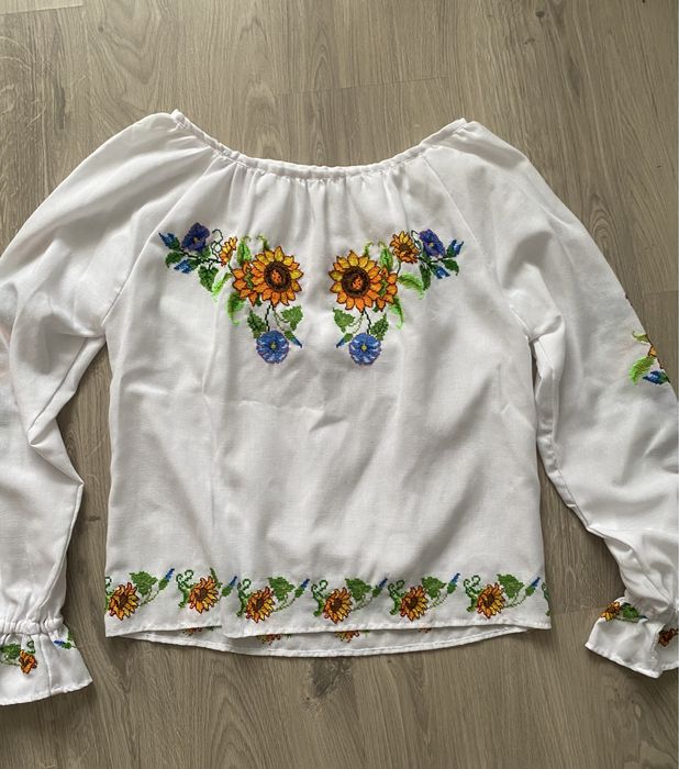 Вишиванка ручна робота