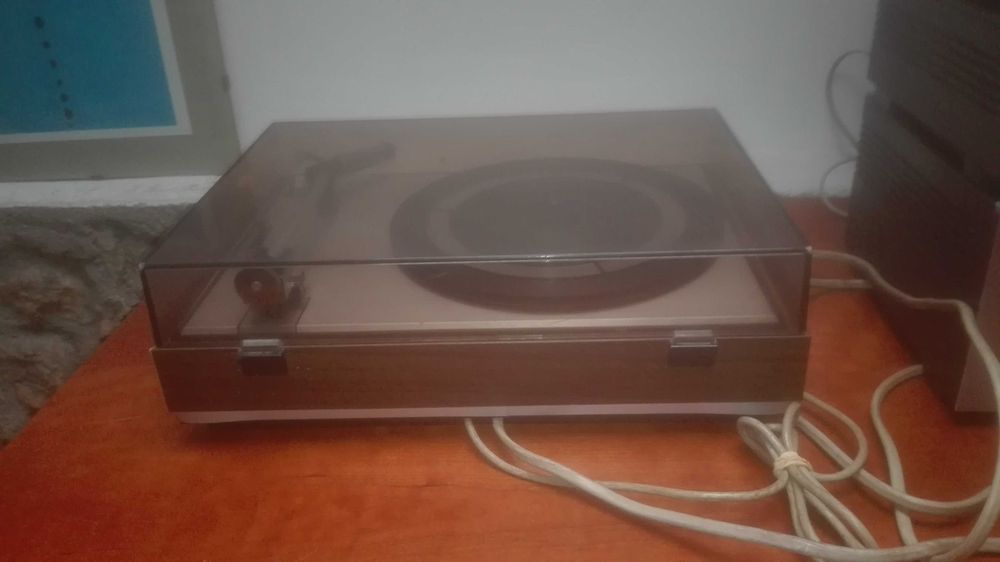 gira discos Philips 205