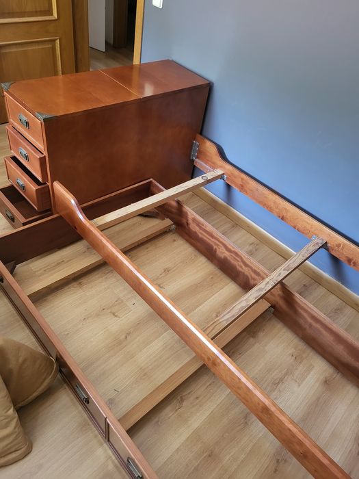 Mobilia quarto: Cama + cama no gavetão + Secretária