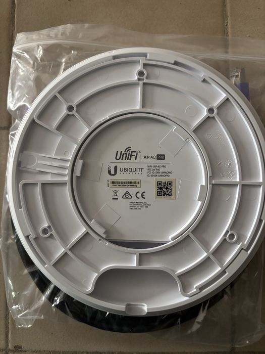 Acess Point Unifi Pro + Cabo Cat6/UTP