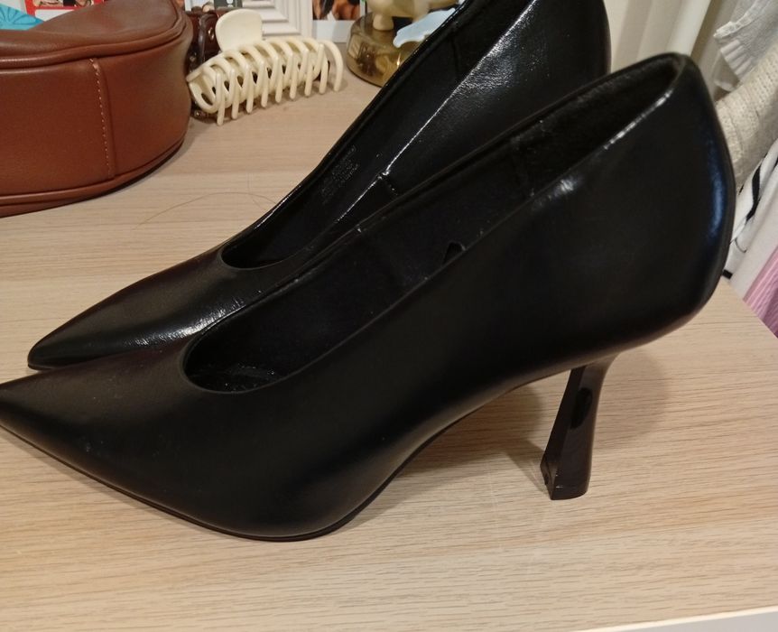 Sapatos Stradivarius 35